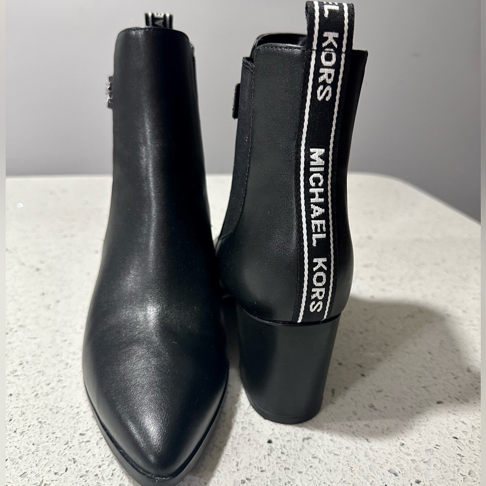 NWT Michael Kors Black Boots size 9